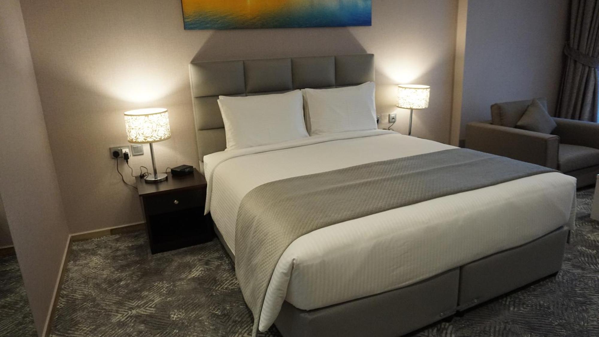 Al Kout Beach Hotel Kuwait City Екстер'єр фото