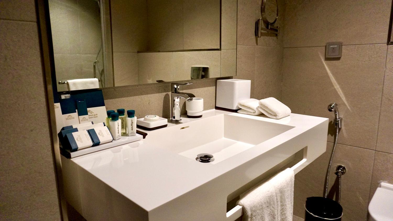 Al Kout Beach Hotel Kuwait City Екстер'єр фото