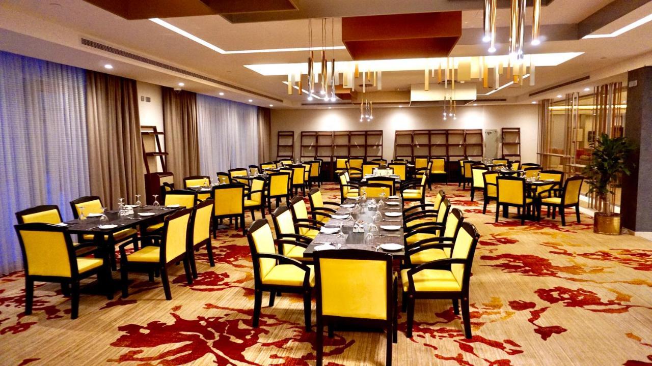 Al Kout Beach Hotel Kuwait City Екстер'єр фото