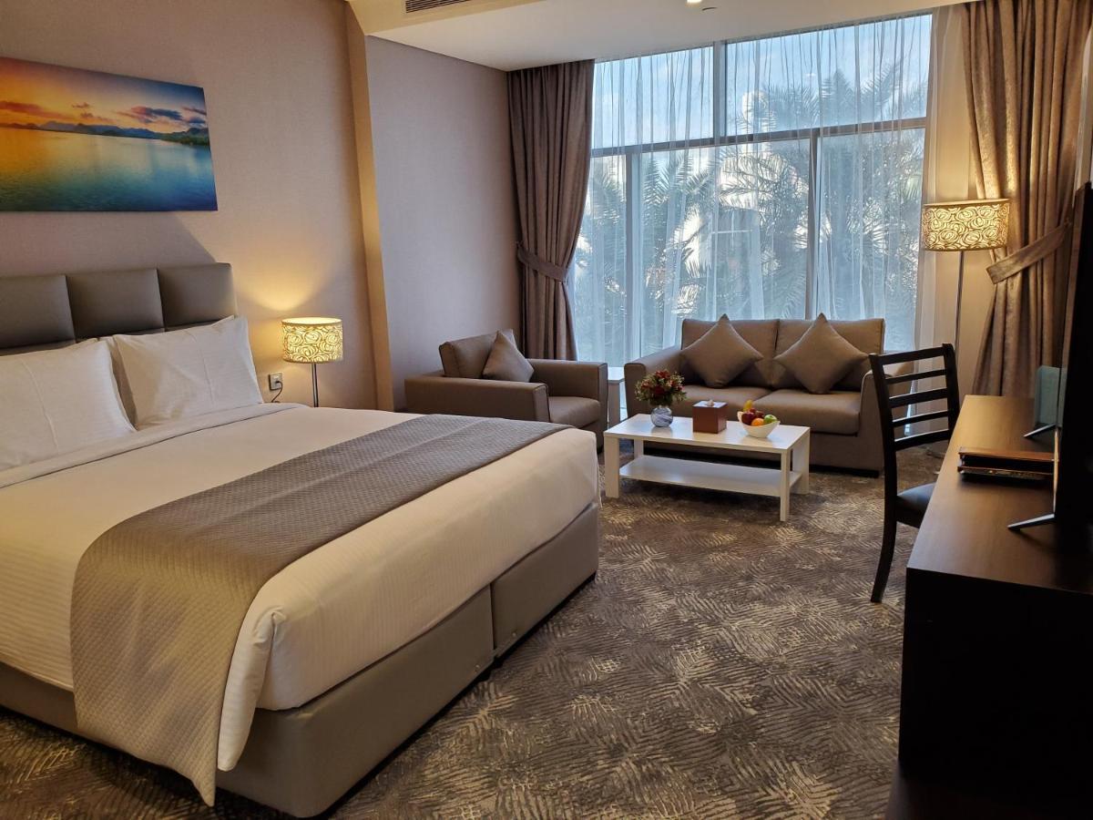 Al Kout Beach Hotel Kuwait City Екстер'єр фото