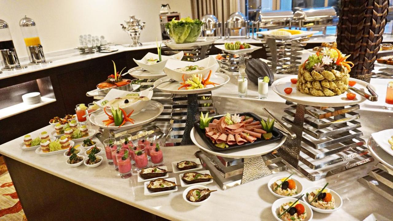 Al Kout Beach Hotel Kuwait City Екстер'єр фото