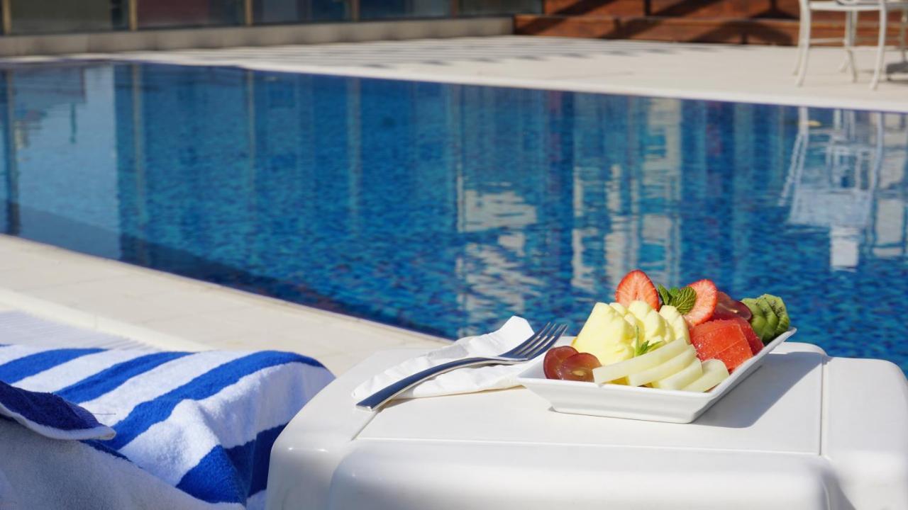 Al Kout Beach Hotel Kuwait City Екстер'єр фото